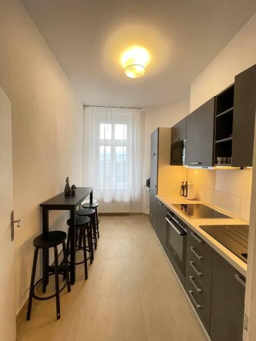 Lucky Stays Ls10 - Vollausstattung - Zentrum - Aufzug - Grosse Kueche - 2 Zimmer - Smart-Tv Magdeburg Luaran gambar