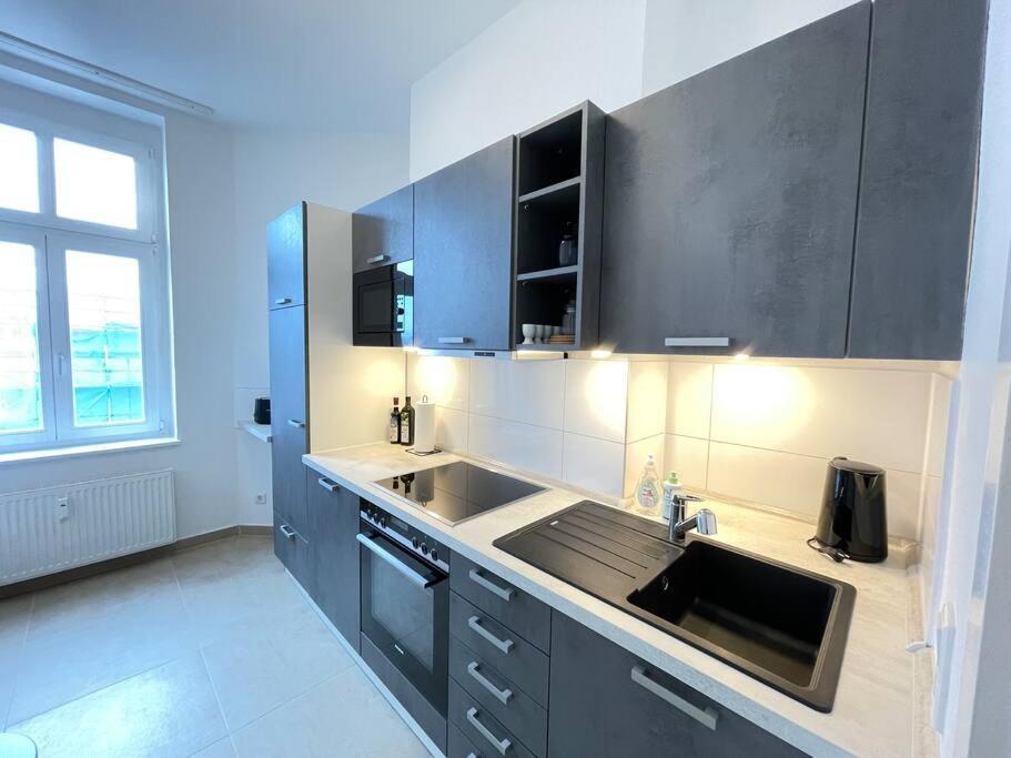 Lucky Stays Ls10 - Vollausstattung - Zentrum - Aufzug - Grosse Kueche - 2 Zimmer - Smart-Tv Magdeburg Luaran gambar